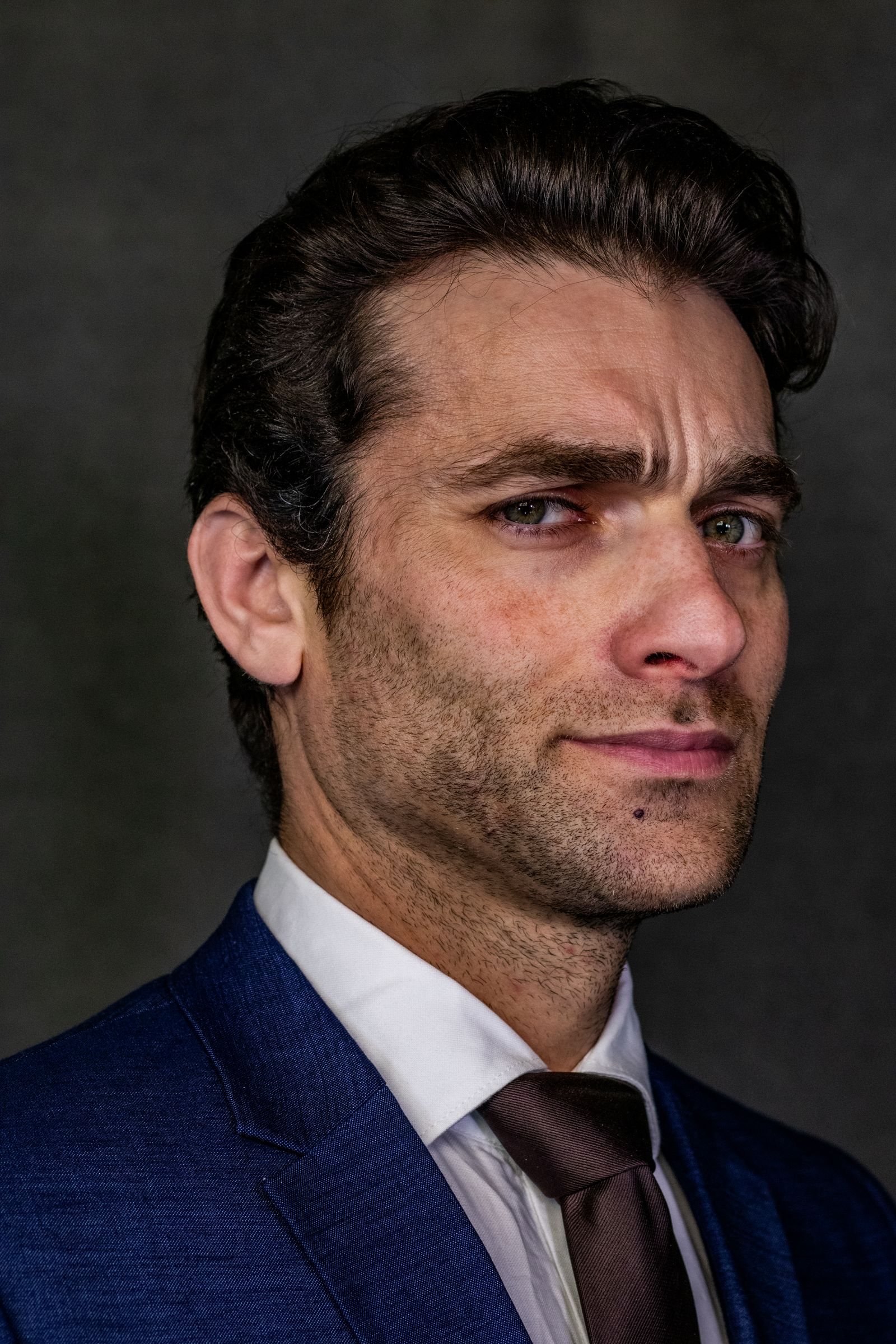Portrait of a retail leasing advisor